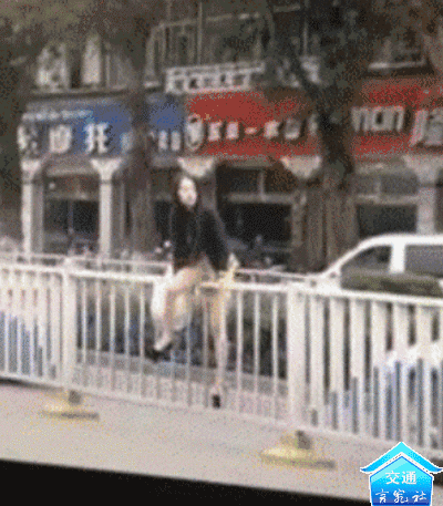 652a3ba0d7f4c66e2df1bbd6da8af685.gif