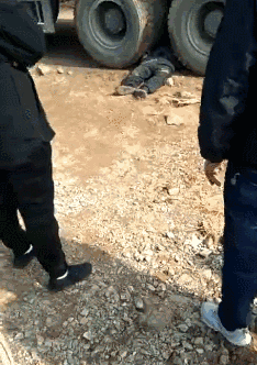 aa07b15200d9d2bc49717620a50a6150.gif