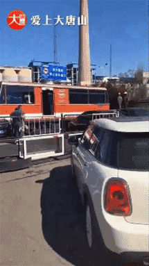 331b135916378af9884c315b4860e6c1.gif