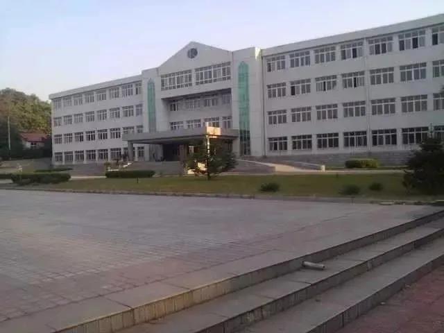 12223225_429899.jpg